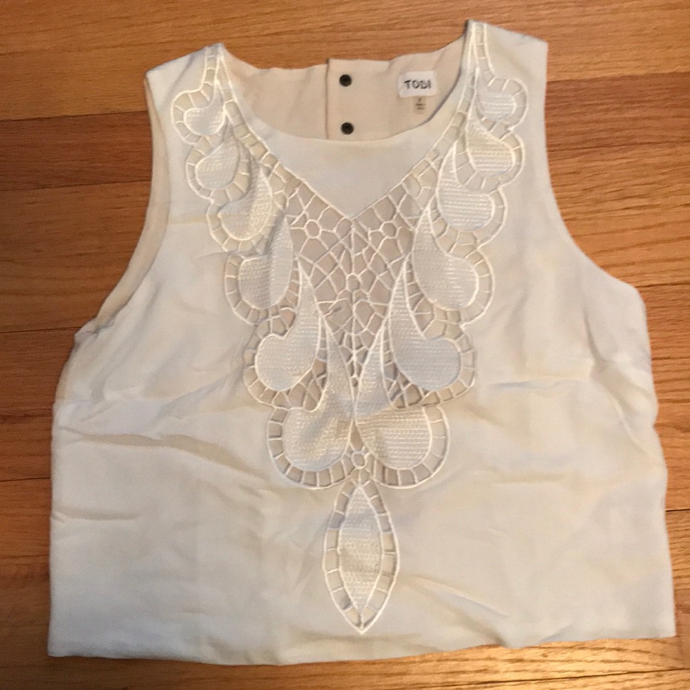 Crop top